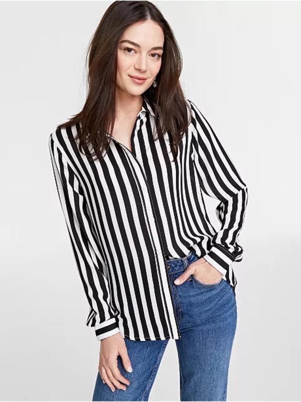 on twelfth Women's Button-Front Crepe Shirt - Picture 2 of 7